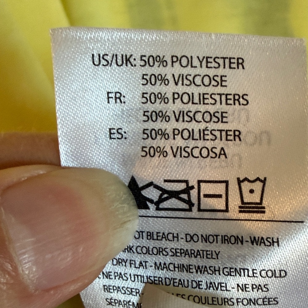 Fox Yellow Graphic Scoop Neck Tank Top - Picture 7 of 7